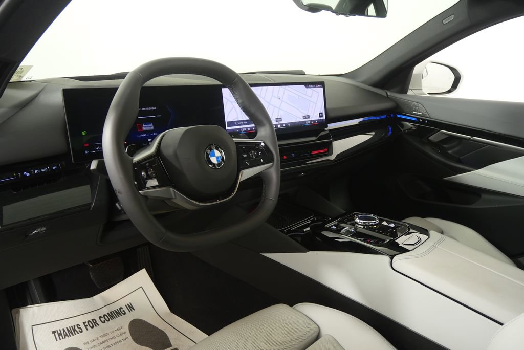 Certified 2025 BMW 530i xDrive w/ Executive Package AWD/4WD image 12
