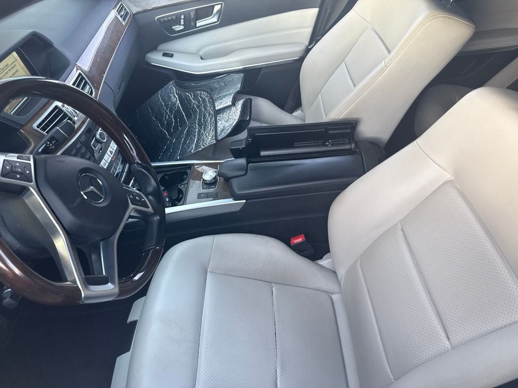 Used 2015 Mercedes-Benz E 350 Sedan image 3