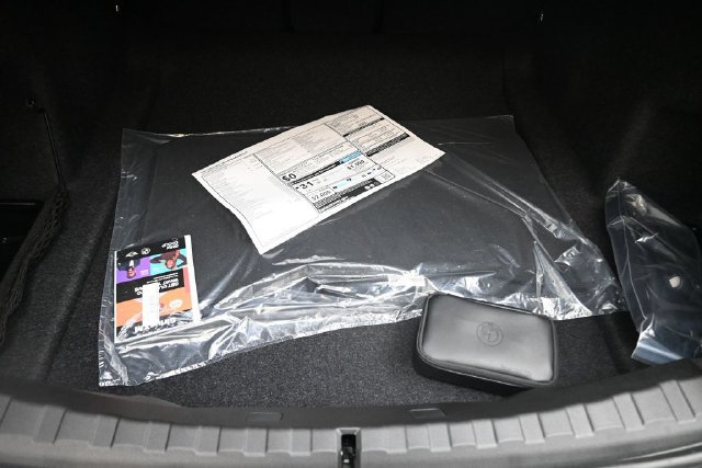 New 2026 BMW 330i Sedan w/ M Sport Package RWD image 22