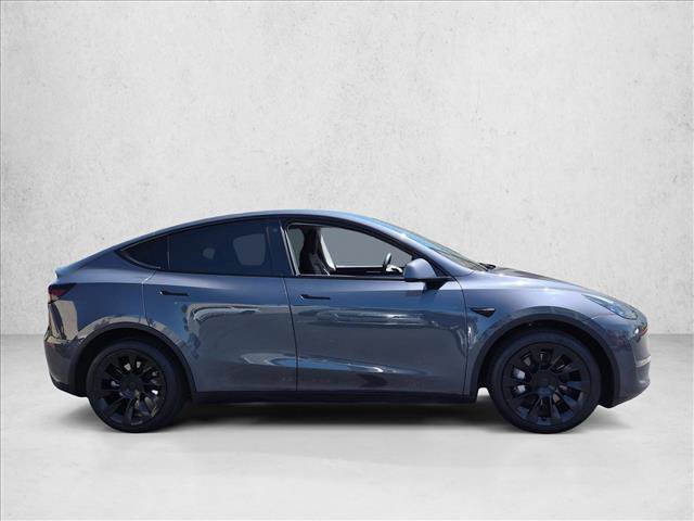 Used 2023 Tesla Model Y Long Range AWD/4WD video 4