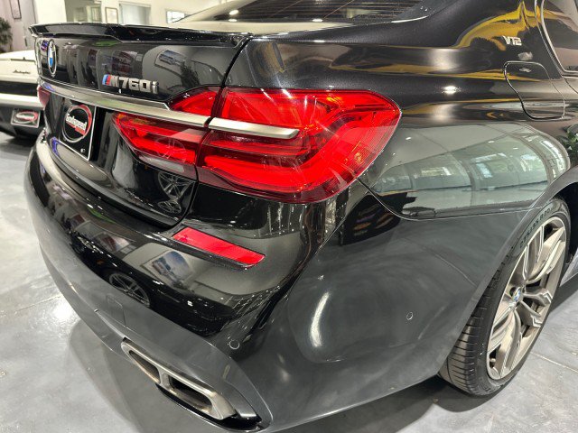 Used 2017 BMW M760i xDrive AWD/4WD image 33