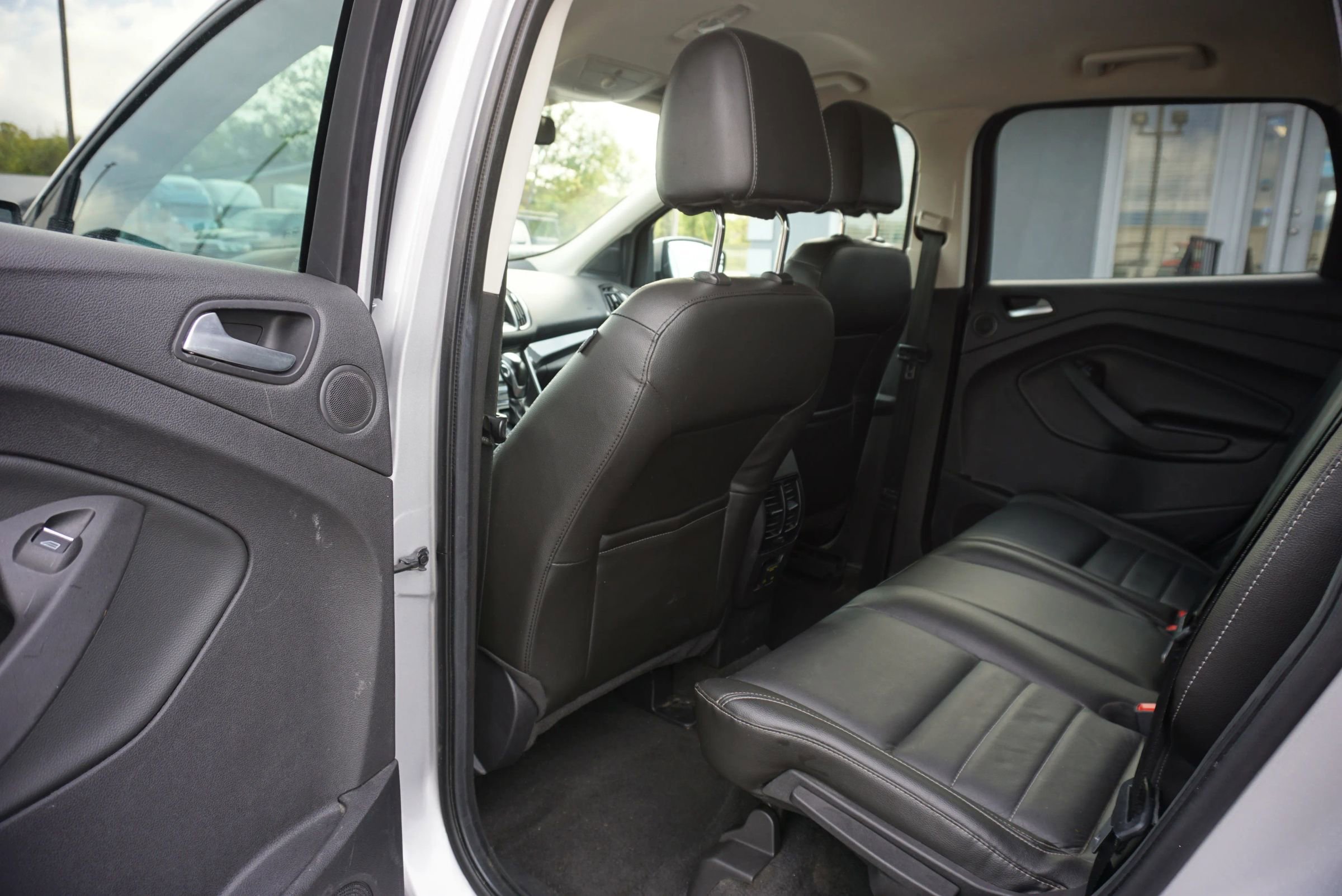 Used 2014 Ford Escape Titanium image 17