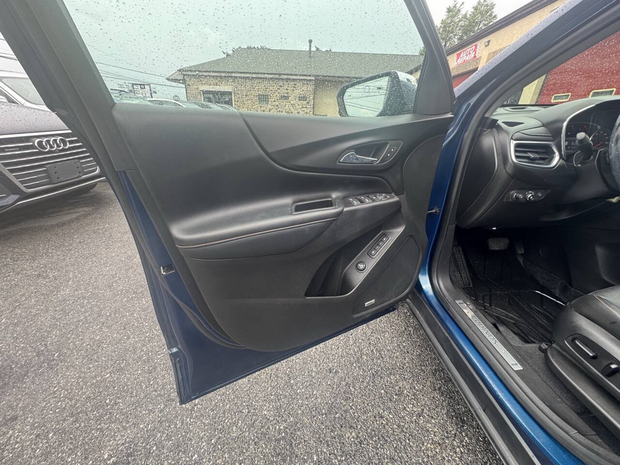 Used 2020 Chevrolet Equinox Premier AWD/4WD image 34
