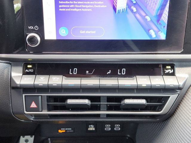 Used 2026 Toyota Camry SE FWD image 18