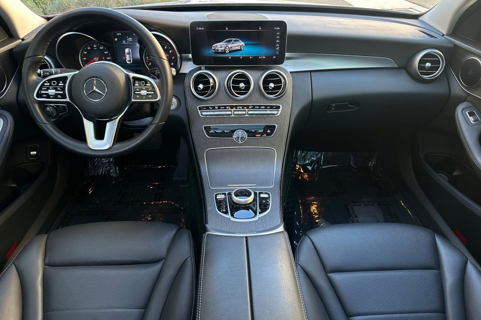 Used 2020 Mercedes-Benz C 300 Sedan image 13