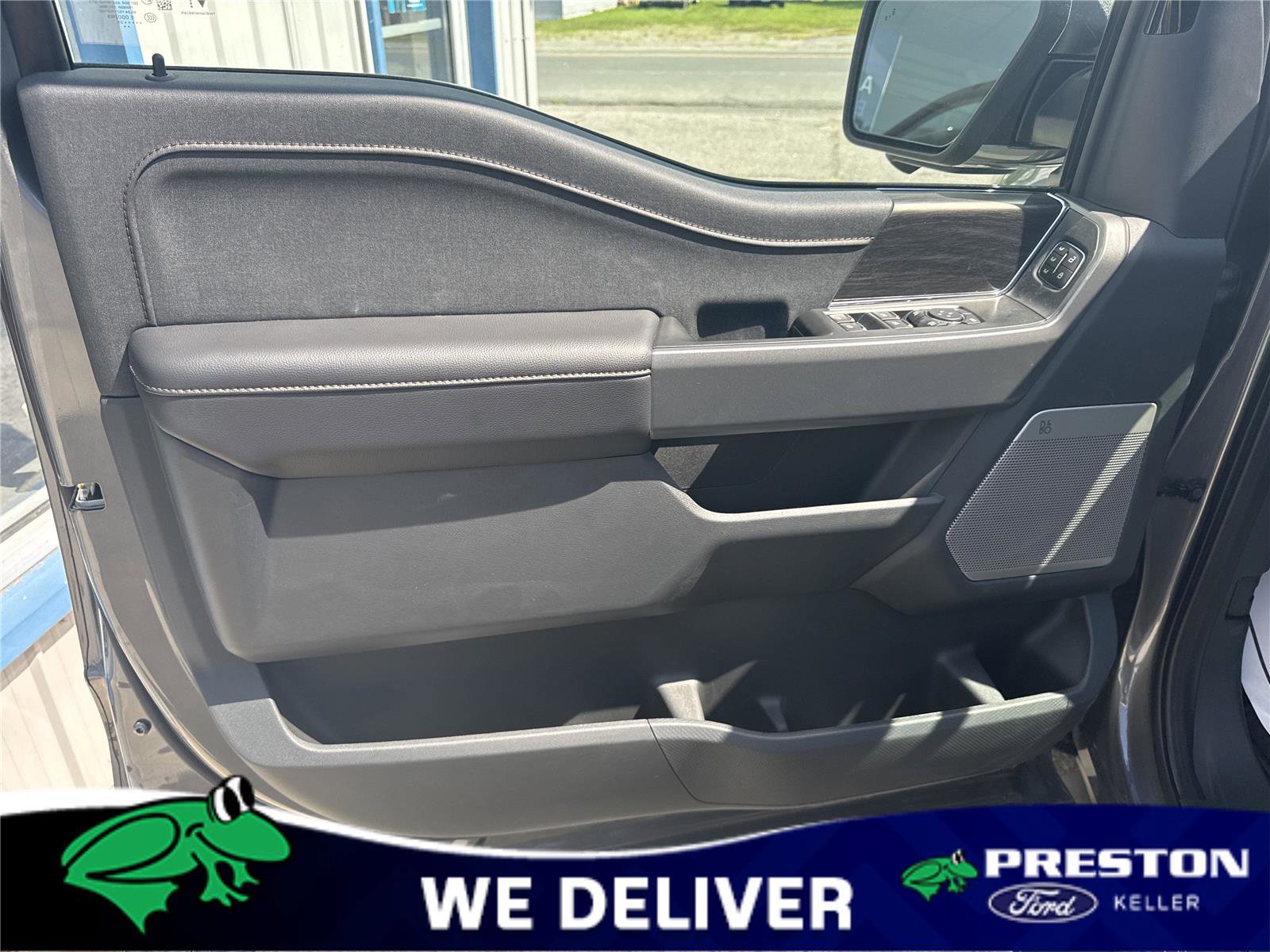 New 2025 Ford F150 Lariat w/ Equipment Group 501A Mid image 63