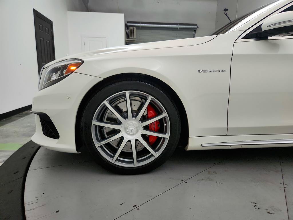 Used 2014 Mercedes-Benz S 63 AMG 4MATIC Sedan image 32