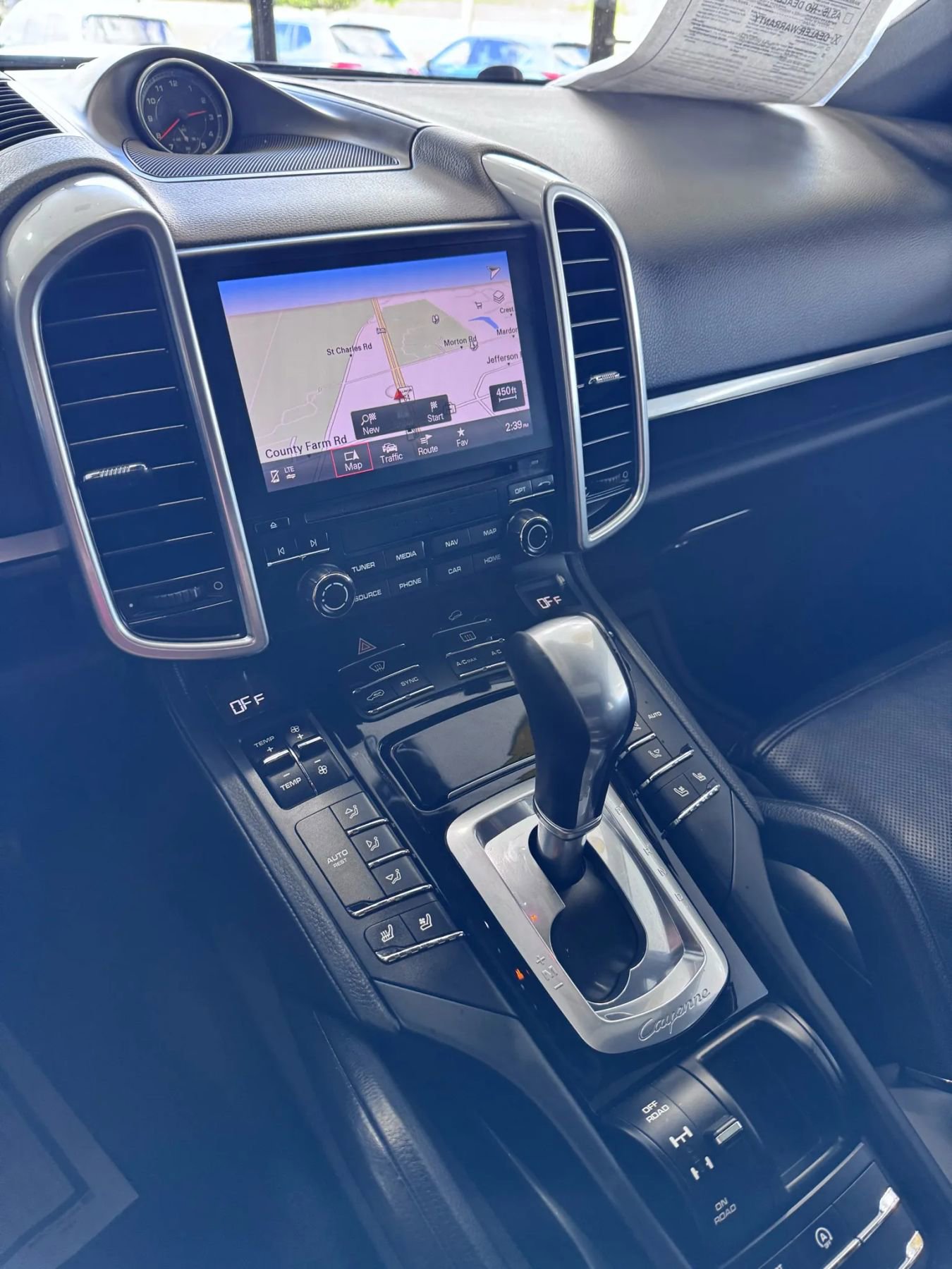 Used 2018 Porsche Cayenne Platinum Edition image 30