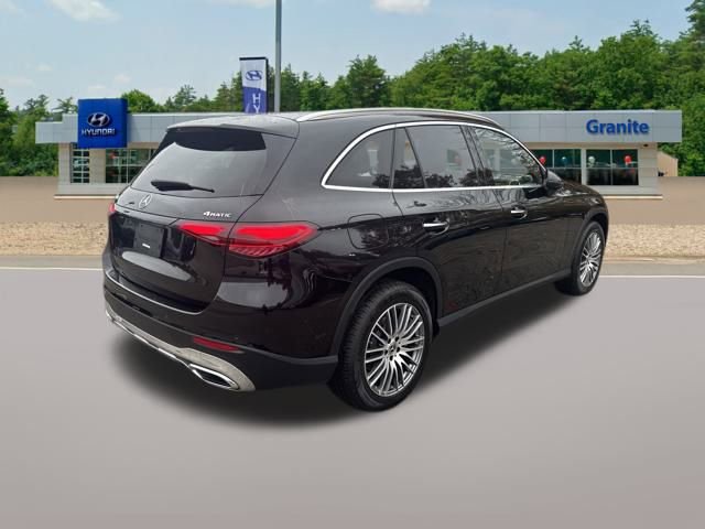 Used 2024 Mercedes-Benz GLC 300 4MATIC image 6