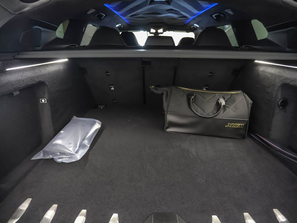 New 2026 BMW XM Label Red image 23