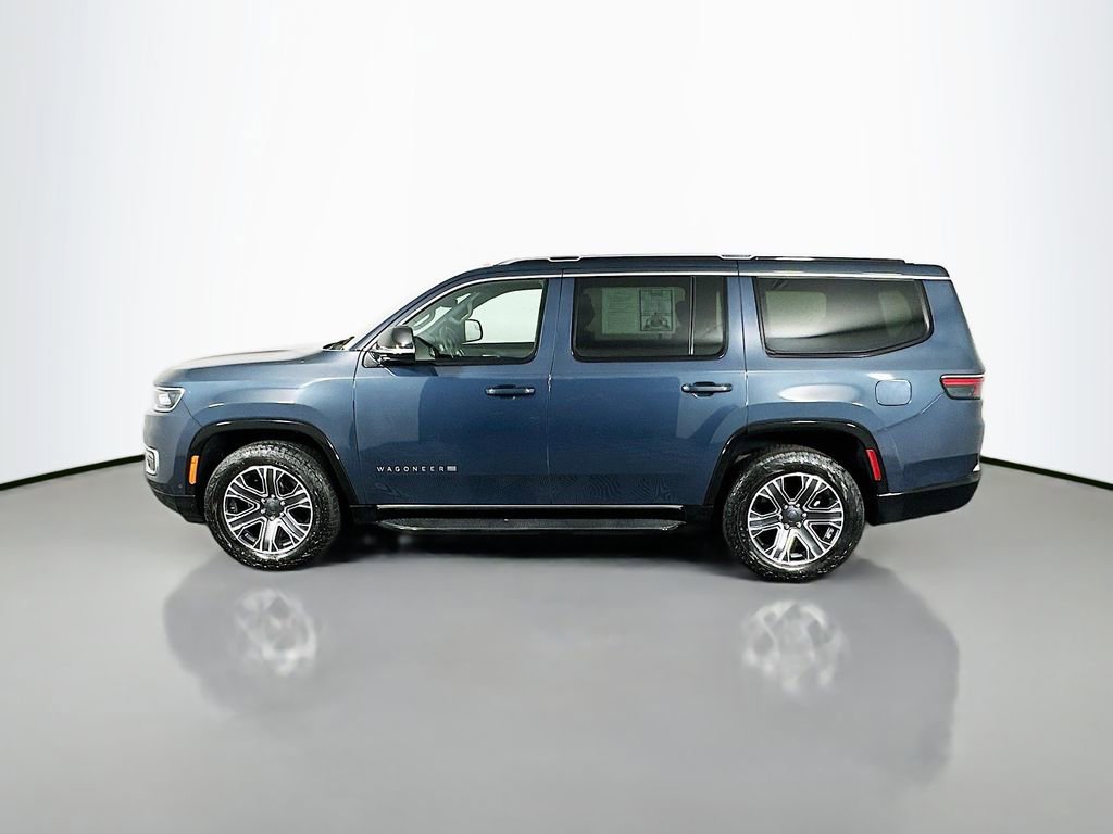 Used 2023 Jeep Wagoneer 4WD w/ Premium Group I image 4