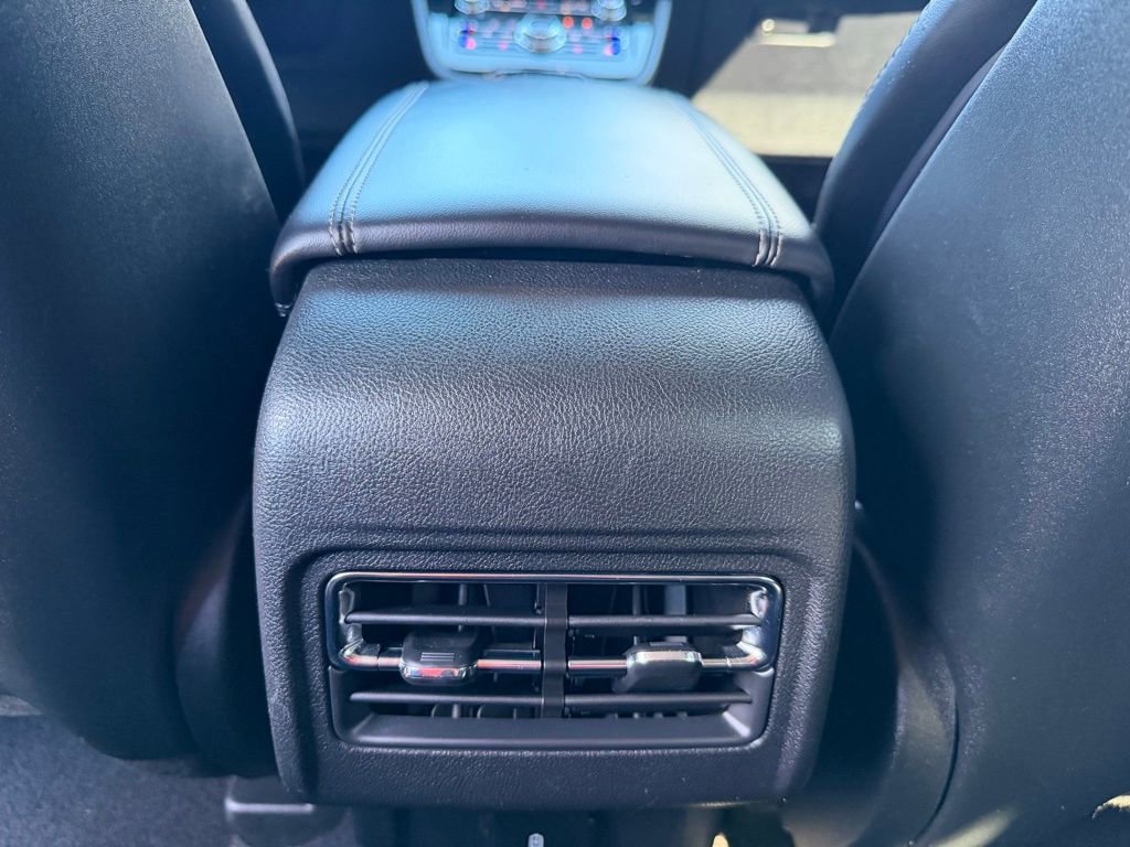 Used 2022 Lincoln Corsair Reserve w/ Sport Package image 12