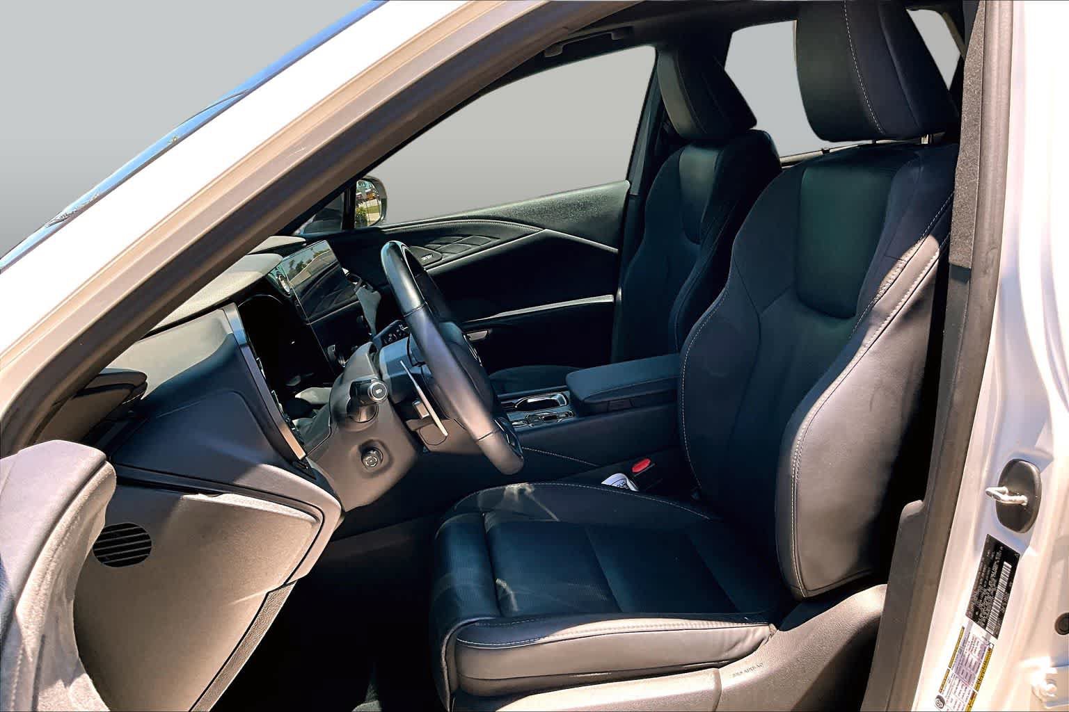 Used 2024 Lexus RX 350 FWD w/ Convenience Package image 8