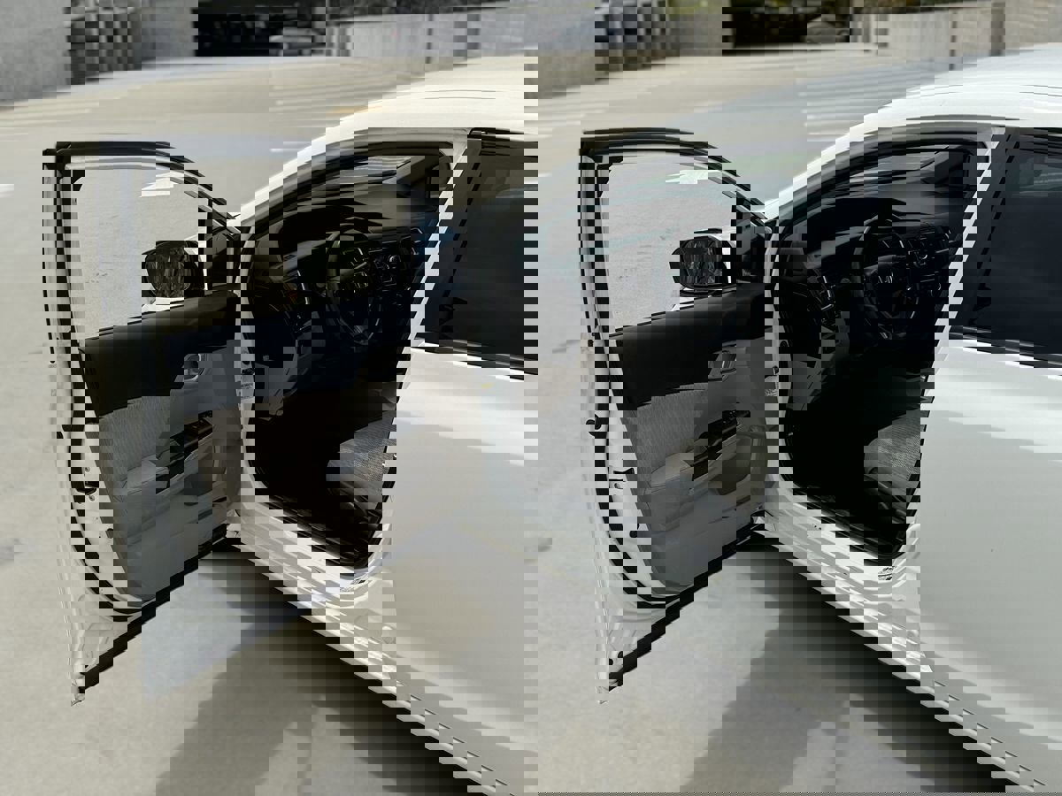 Used 2015 Honda Civic LX image 36