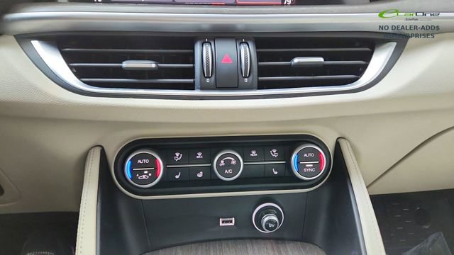 Used 2020 Alfa Romeo Stelvio Ti w/ Nero Edizione image 52