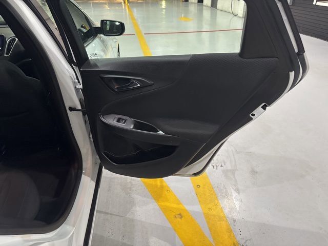 Used 2024 Chevrolet Malibu LT image 34