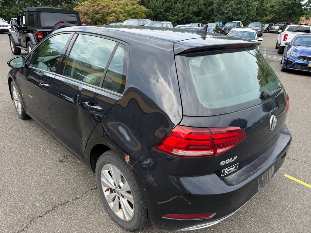 Used 2020 Volkswagen Golf 4-Door FWD image 5