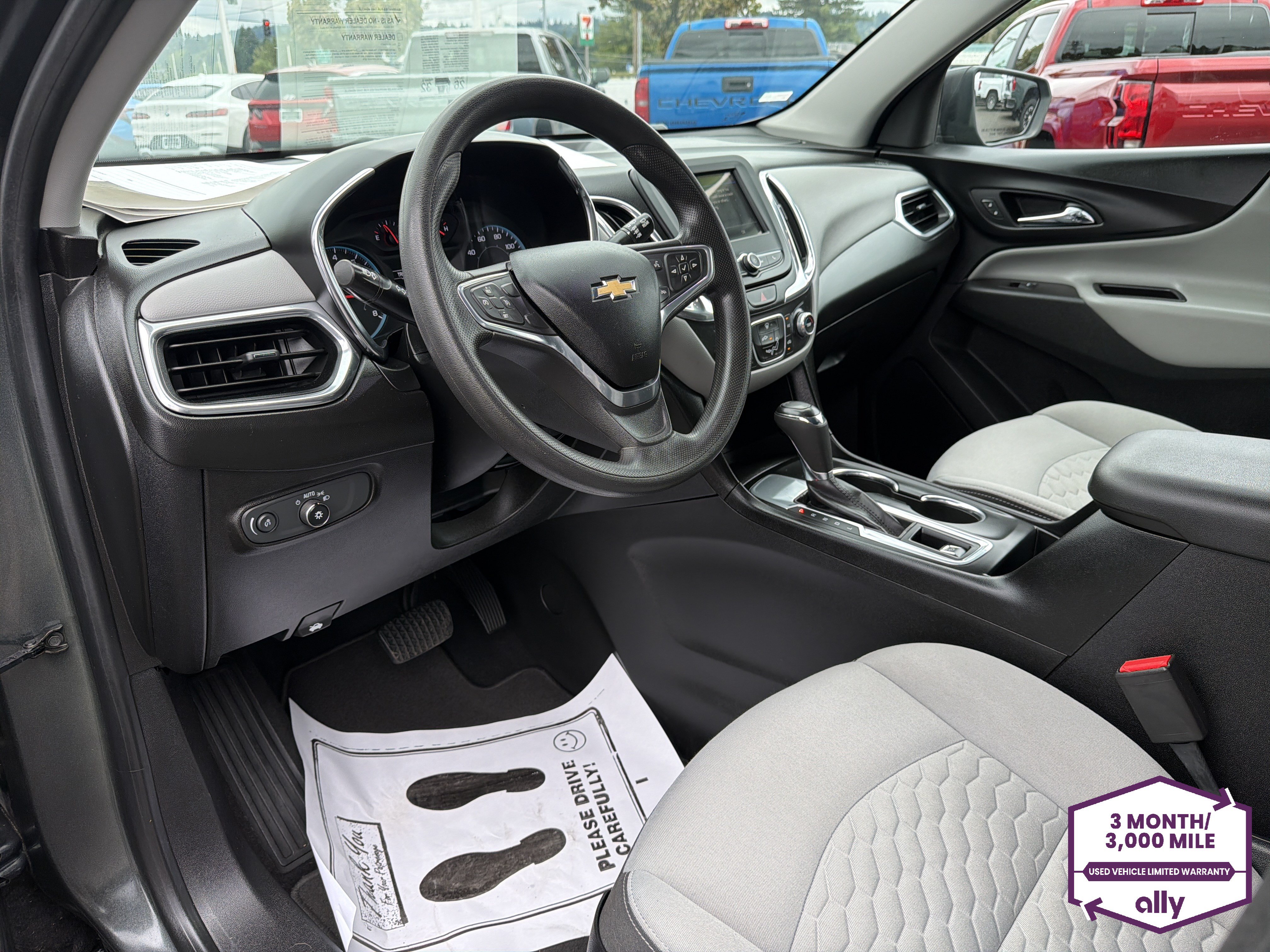 Used 2019 Chevrolet Equinox LS w/ LS Convenience Package FWD image 9
