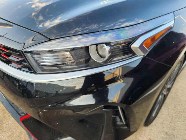 Used 2023 Kia Forte GT-Line w/ GT-Line Premium Package FWD image 7