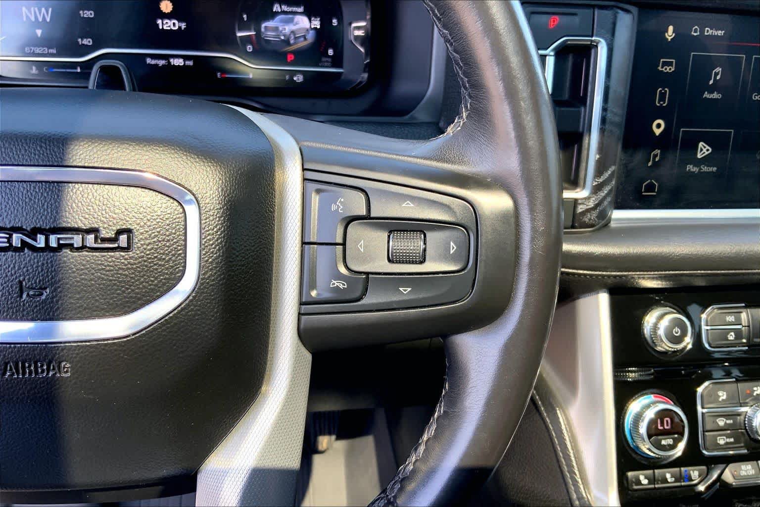Used 2023 GMC Yukon Denali w/ Denali Reserve Package AWD/4WD image 22
