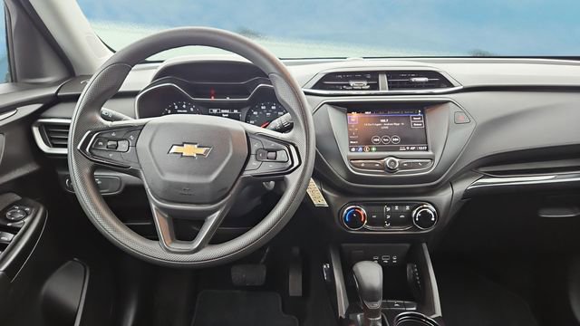 Used 2023 Chevrolet TrailBlazer LS image 9