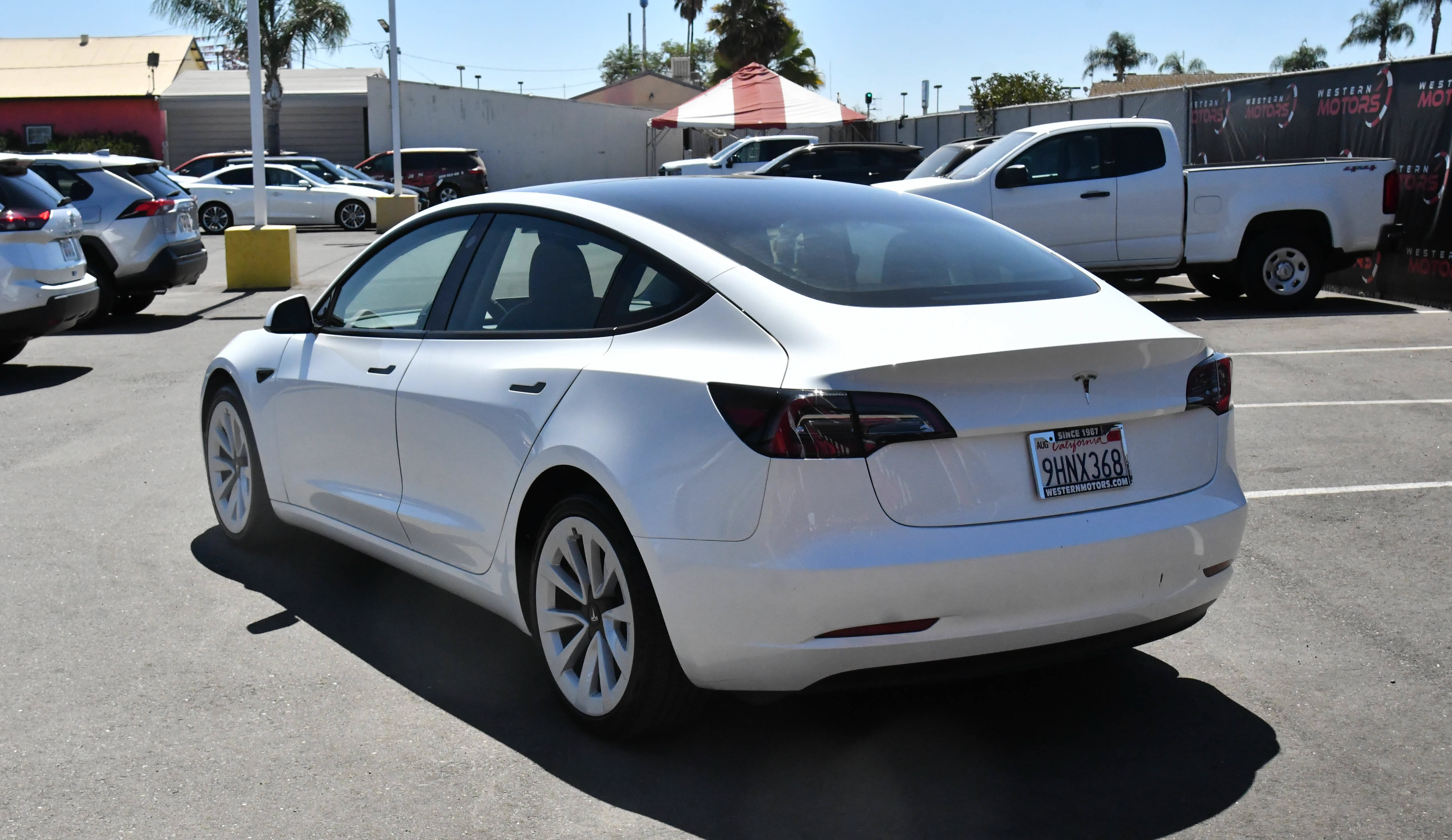 Used 2023 Tesla Model 3 Standard Range RWD image 6