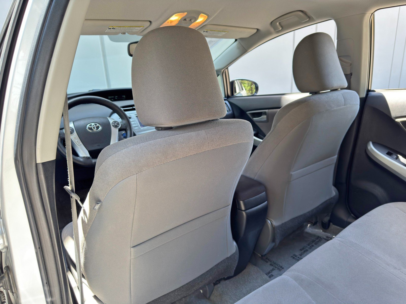 Used 2014 Toyota Prius Prime Plug-In Hybrid FWD image 30