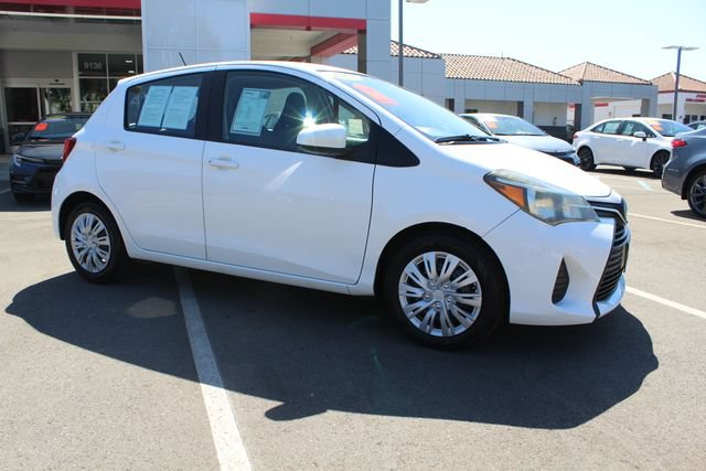 Used 2016 Toyota Yaris L FWD image 37