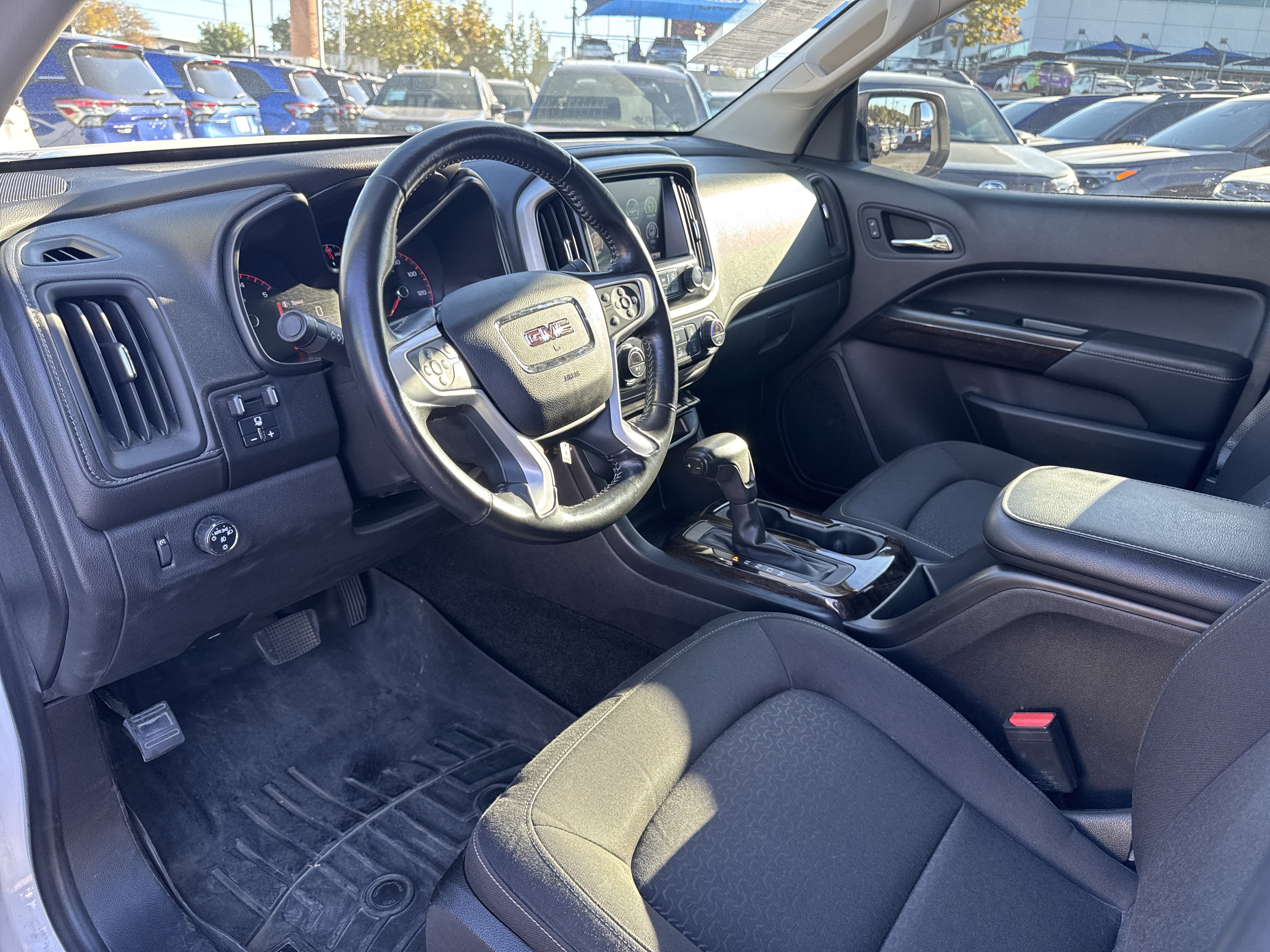 Used 2016 GMC Canyon SLE w/ SLE Convenience Package image 23