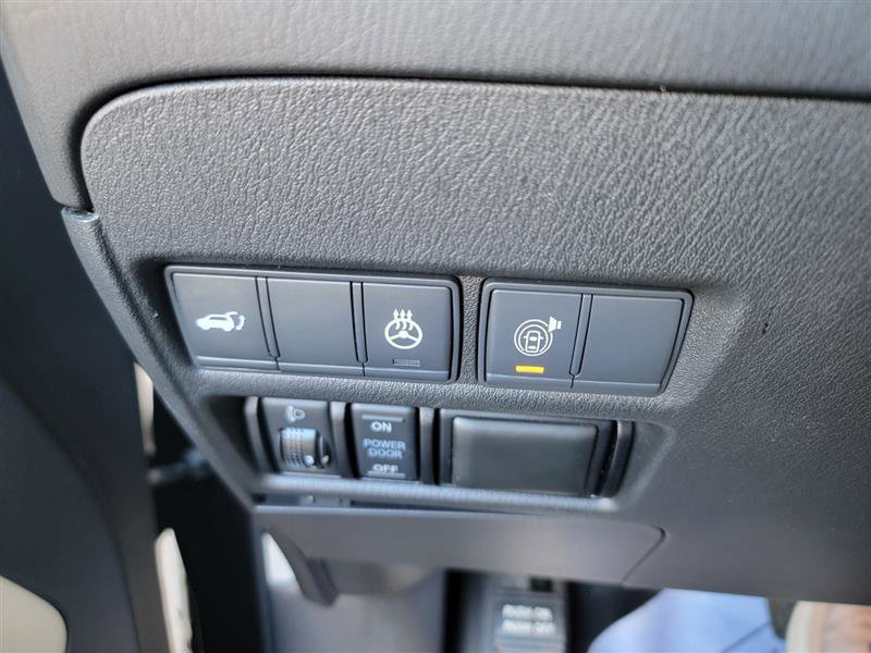 Used 2018 Nissan Armada Platinum w/ Captain Seat Package image 40