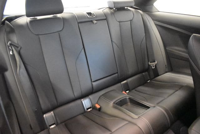 Used 2026 BMW M240i xDrive Coupe AWD/4WD image 17