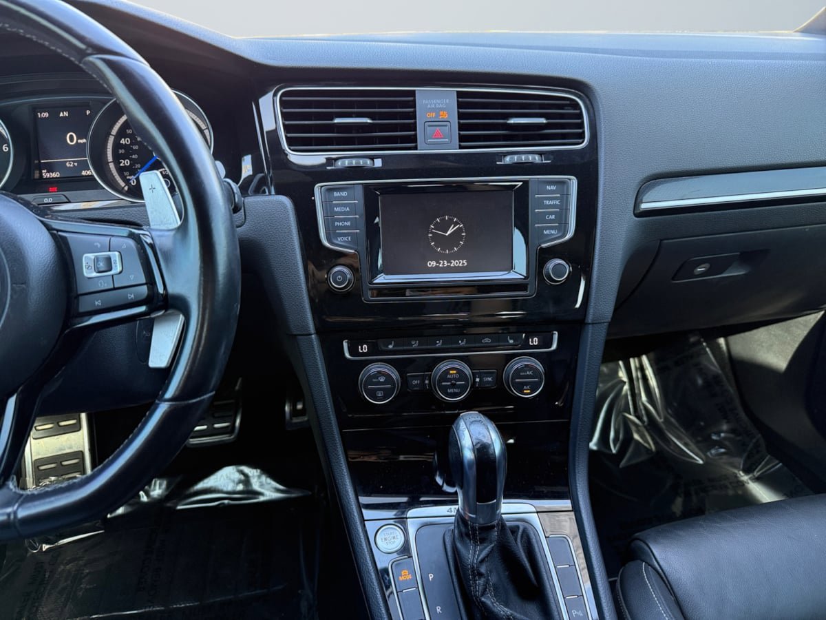 Used 2015 Volkswagen Golf R 4-Door AWD/4WD image 9