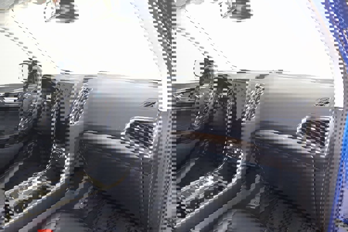 Used 2024 Ford Edge SEL w/ Convenience Package image 42