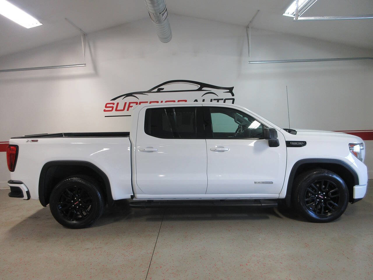 Used 2021 GMC Sierra 1500 Elevation w/ LPO, Elevation Black Package image 6