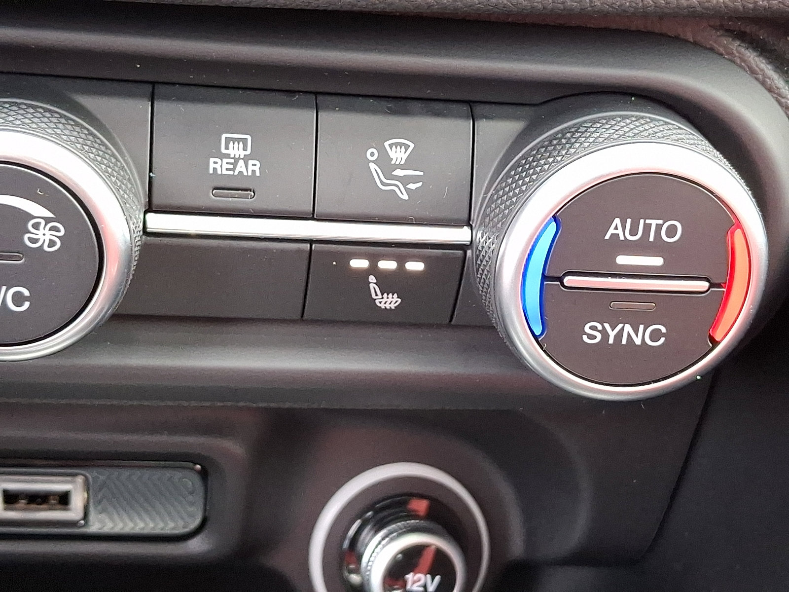 New 2026 Alfa Romeo Giulia AWD w/ Driving Assist Package image 18