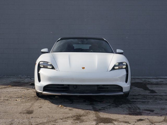 Certified 2023 Porsche Taycan 4 Cross Turismo image 10