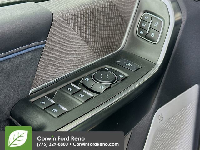 New 2025 Ford F450 Platinum w/ FX4 Off-Road Package image 19