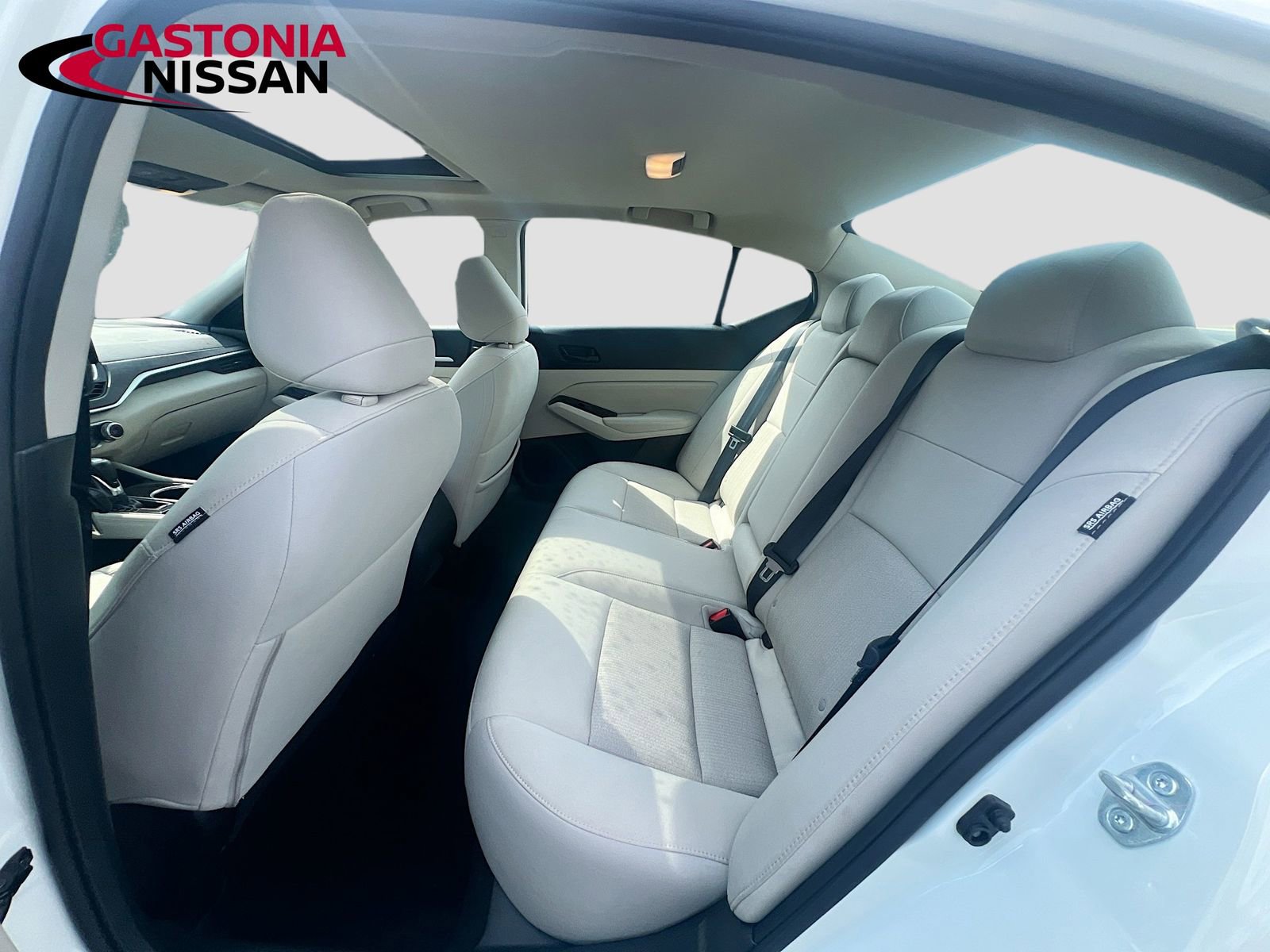 Used 2023 Nissan Altima 2.5 SV w/ SV Premium Package image 33