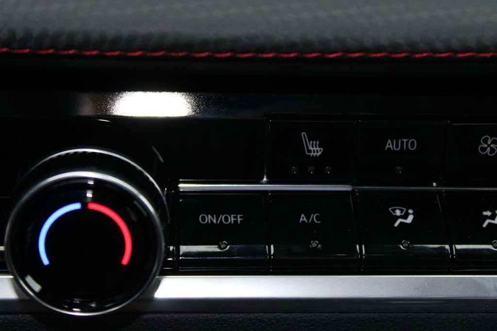 New 2026 Chevrolet Equinox RS w/ LPO, Floor Liner Package image 38