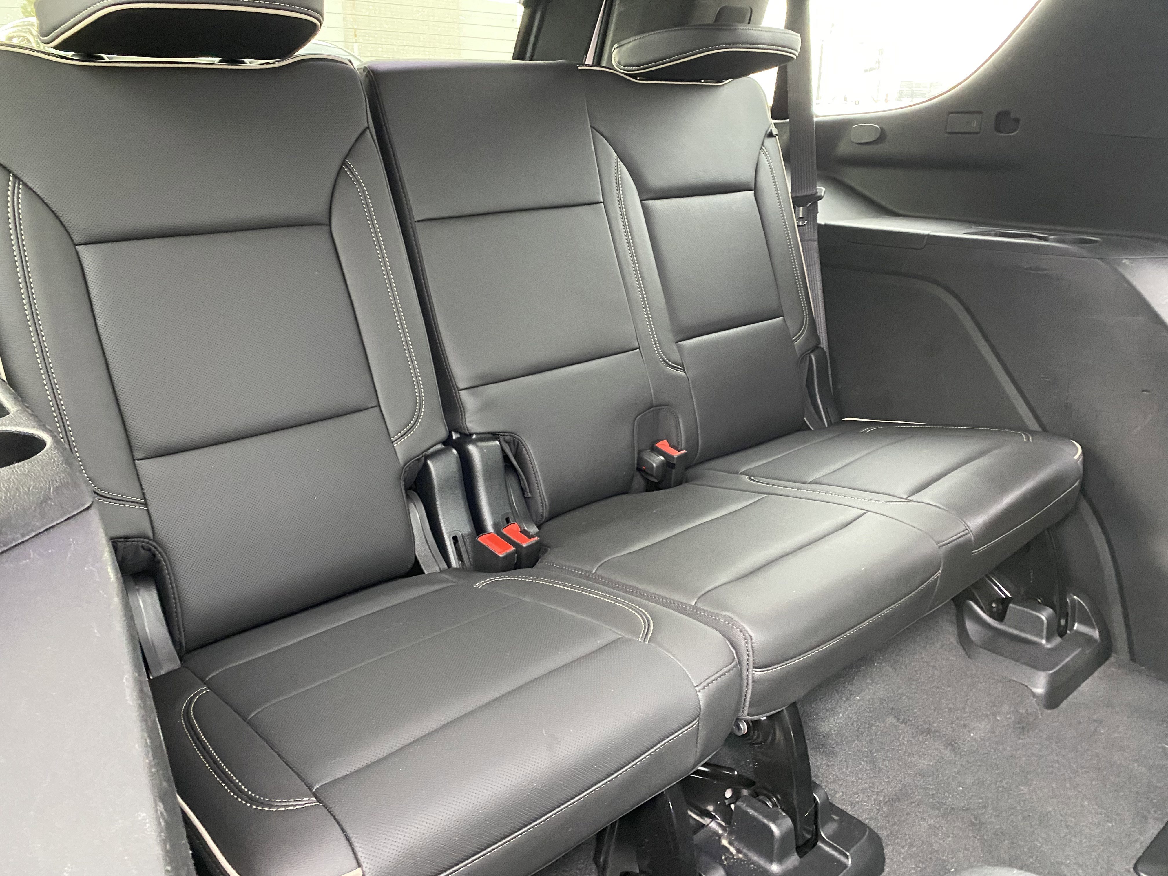 Used 2021 GMC Yukon SLT w/ SLT Luxury Plus Package image 18