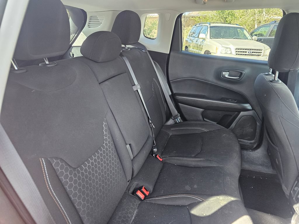 Used 2021 Jeep Compass Sport AWD/4WD image 14