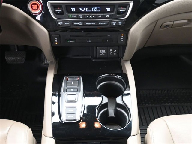 Used 2017 Honda Pilot Touring image 21