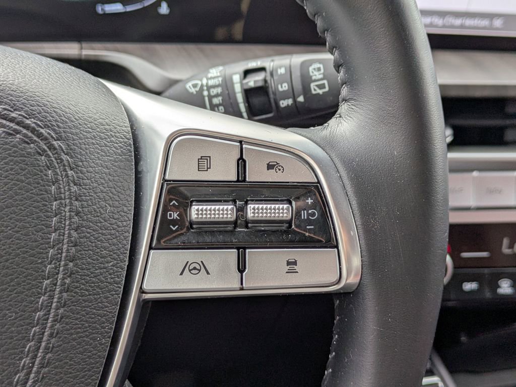 Used 2023 Kia Telluride EX image 28