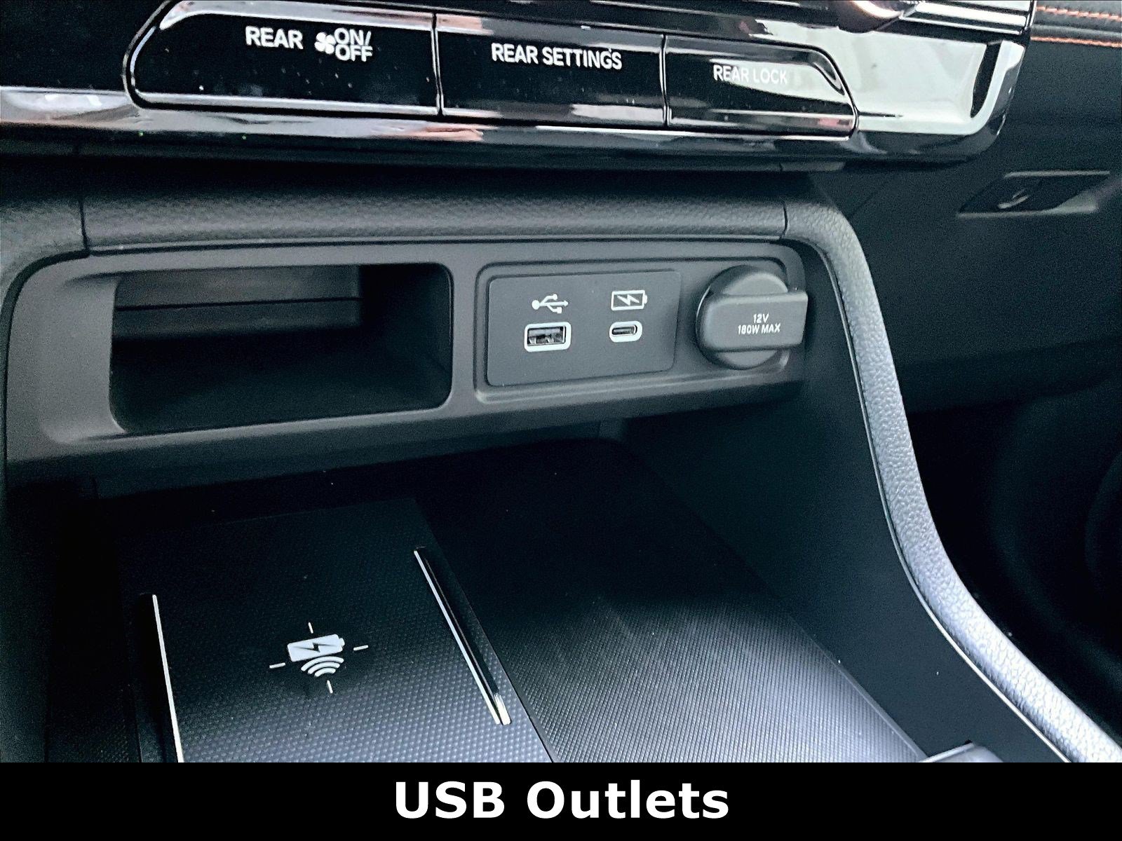 Used 2025 Honda Pilot TrailSport image 16