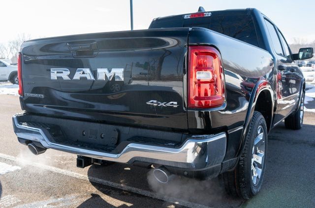 New 2026 RAM 1500 4x4 Crew Cab image 5