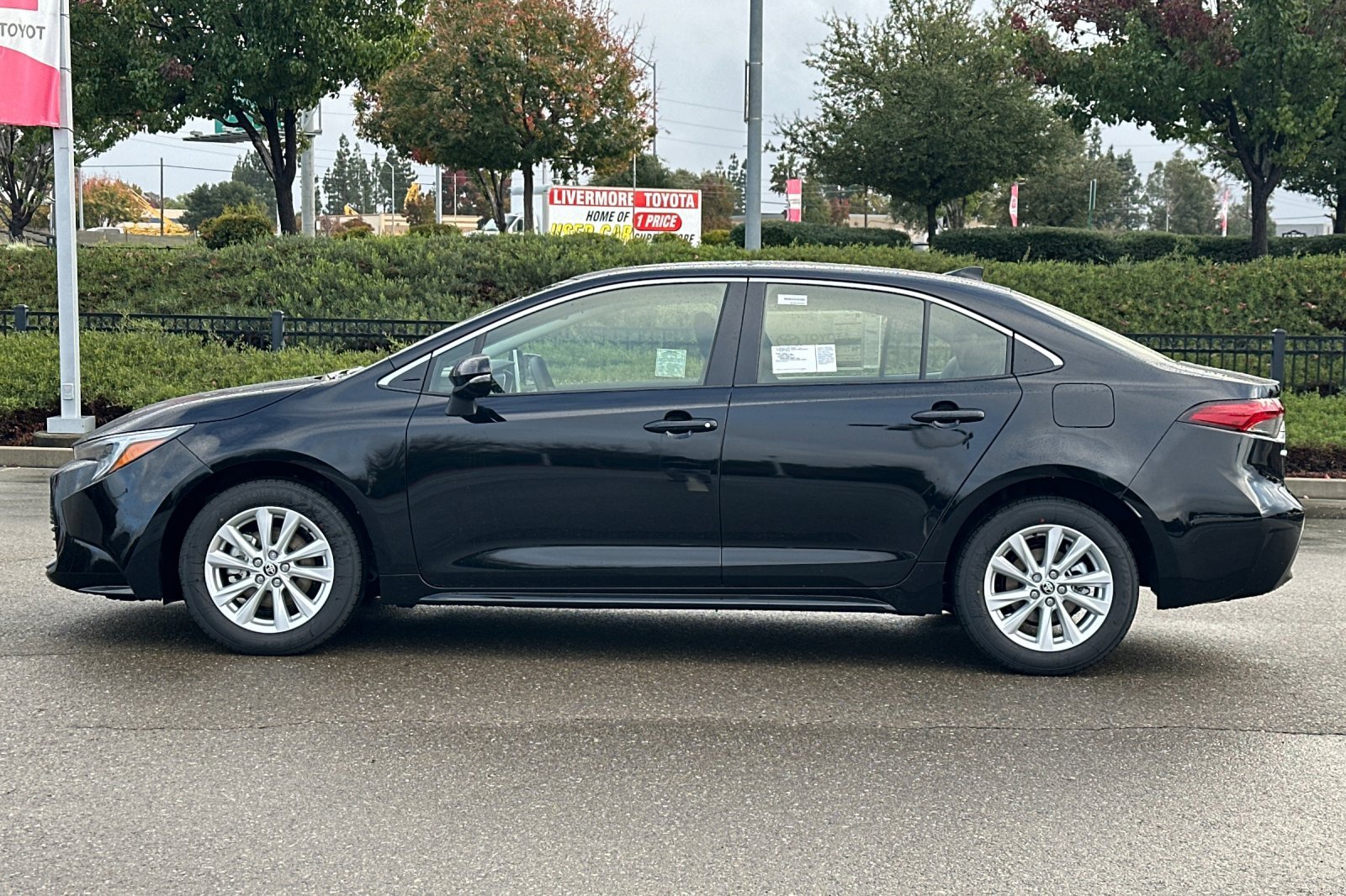 New 2026 Toyota Corolla XLE image 9