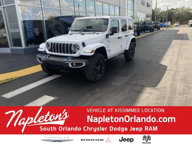 Used 2024 Jeep Wrangler Unlimited Sahara image 1
