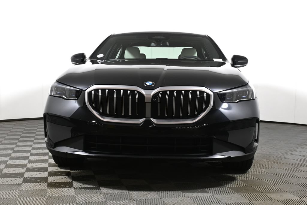 New 2027 BMW 530i xDrive w/ Premium Package AWD/4WD image 10