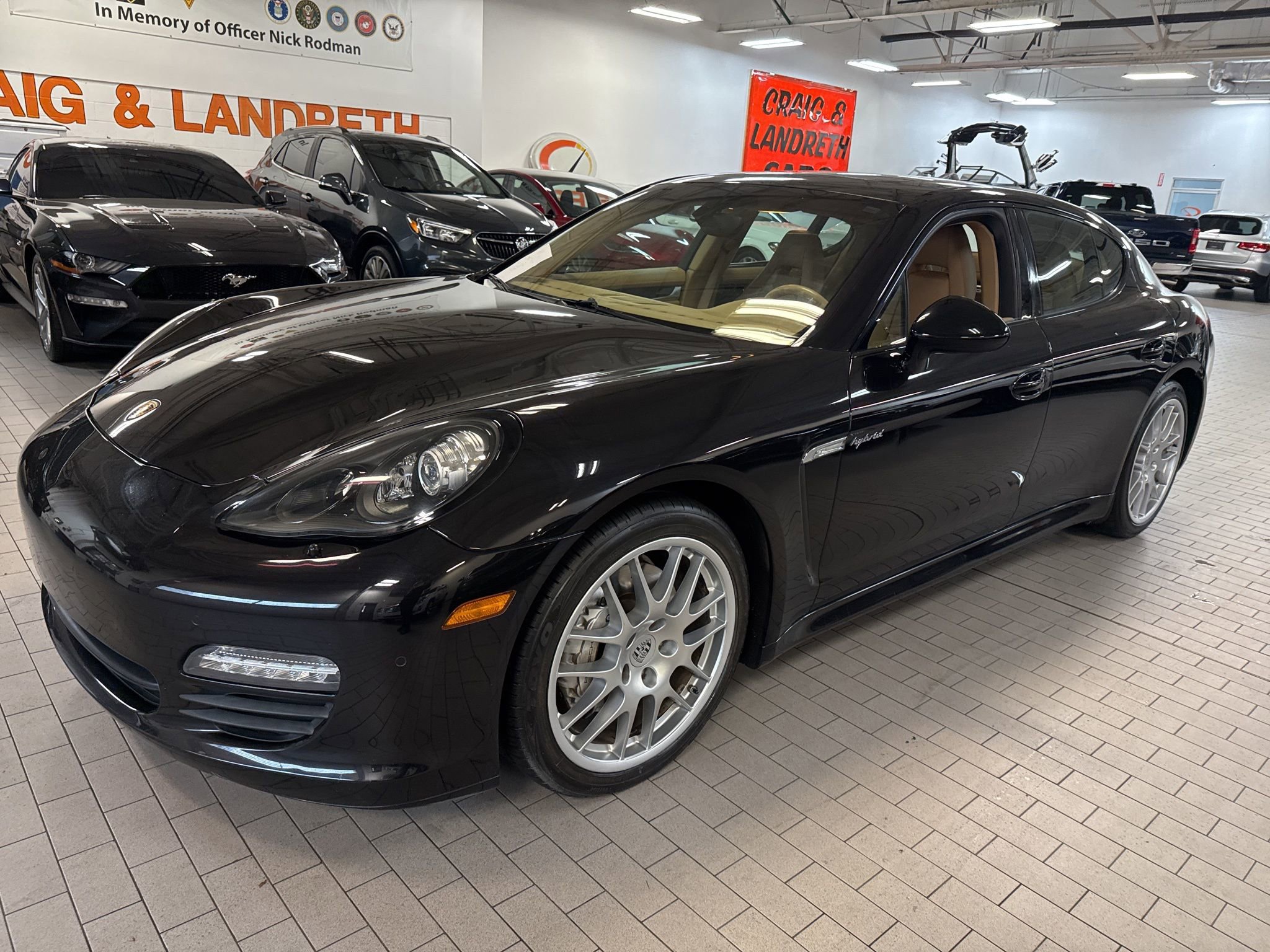 Used 2012 Porsche Panamera S image 2