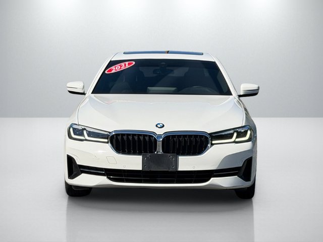 Used 2021 BMW 530i xDrive w/ Convenience Package AWD/4WD image 2